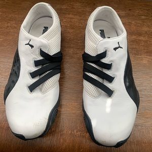 Womens leather puma shoes